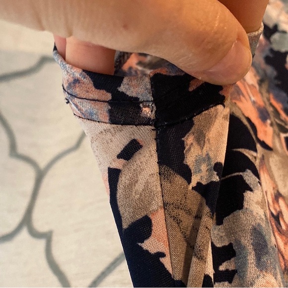 Pinkblush Maternity Blue Floral Wrap Maxi Dress Small - Picture 7 of 7